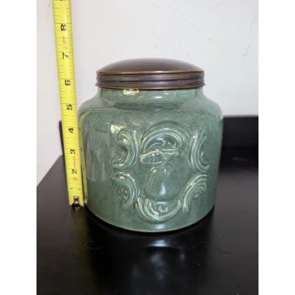 Seasons of Cannon Falls Glossy‎ Celadon Green Ceramic Canister Set (3) - Picture 8 of 8